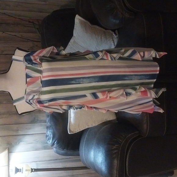 Girl's Striped Multcolor Ruffled Dress With Tassel Belt Size 16 - Picture 1 of 9